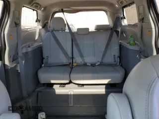 2011 Toyota Sienna XLE AAS с VIN 5TDYK3DC2BS096636, выставлен на аукционе Copart как лот 39746143 с пробегом 77 793 миль миль и На запчасти • Non repairable. История ставок и продаж доступна на DreamBid. Изображение 10.