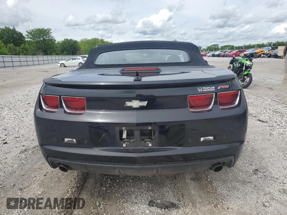 2012 Chevrolet Camaro 2LT z VIN 2G1FC3D36C9110612, wystawiony jako Copart lot #55664015 z przebiegiem 143 359 mil mil oraz Szkoda całkowita • Salvage title. Historia ofert i sprzedaży dostępna na DreamBid. Obrazek 6.