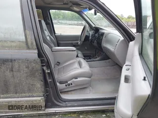 1996 Ford Explorer XL with VIN 1FMDU34X7TZB67613, listed as a IAAI auction lot 42513644 with 169,502 mi miles and . Bid and sale history available at DreamBid. Image 5.