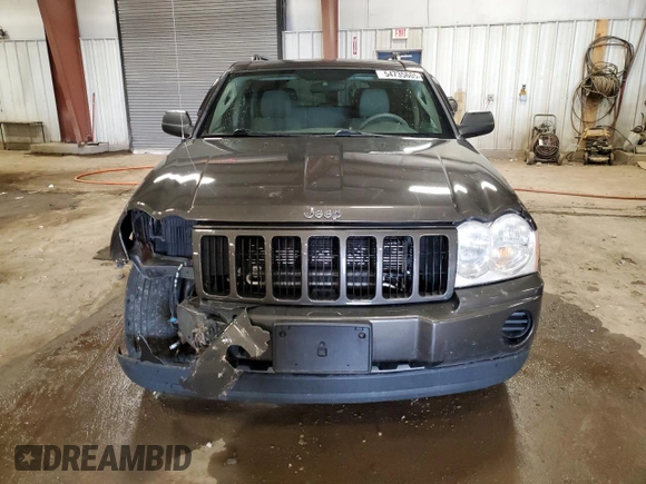2005 Jeep Grand Cherokee Laredo with VIN 1J4GR48K85C722110, listed as a Copart auction lot 54735605 with 199,609 mi miles and Clean title. Bid and sale history available at DreamBid. Image 5.