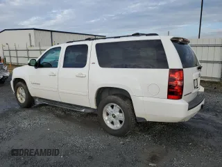 2013 Chevrolet Suburban LT with VIN 1GNSCJE06DR203594, listed as a Copart auction lot 63114724 with 263,456 mi miles and Salvage Title. Bid and sale history available at carsss.com. Image 2.