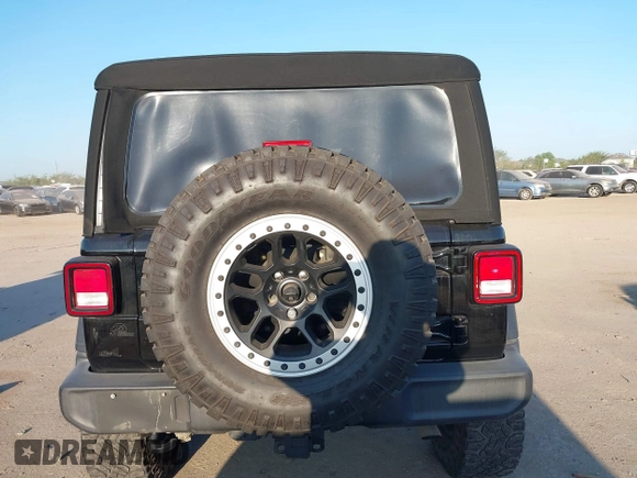2018 Jeep Wrangler Unlimited Sport S z VIN 1C4HJXDG9JW169478, wystawiony jako IAAI lot #40387425 z przebiegiem 59 287 mil mil oraz . Historia ofert i sprzedaży dostępna na DreamBid. Obrazek 16.