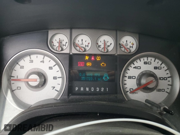 2009 Ford F-150 XL z VIN 1FTPW14V09FA83321, wystawiony jako Copart lot #52764945 z przebiegiem 351 723 mil mil oraz Szkoda całkowita • Salvage title. Historia ofert i sprzedaży dostępna na DreamBid. Obrazek 9.