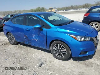 2021 Nissan Versa SV z VIN 3N1CN8EV2ML892619, wystawiony jako Copart lot #53611595 z przebiegiem 80 361 mil mil oraz Szkoda całkowita • Salvage title. Historia ofert i sprzedaży dostępna na DreamBid. Obrazek 4.