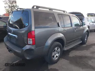 2008 Nissan Pathfinder SE with VIN 5N1AR18U88C606823, listed as a IAAI auction lot 41266052 with 158,182 mi miles. Bid and sale history available at carsss.com. Image 4.