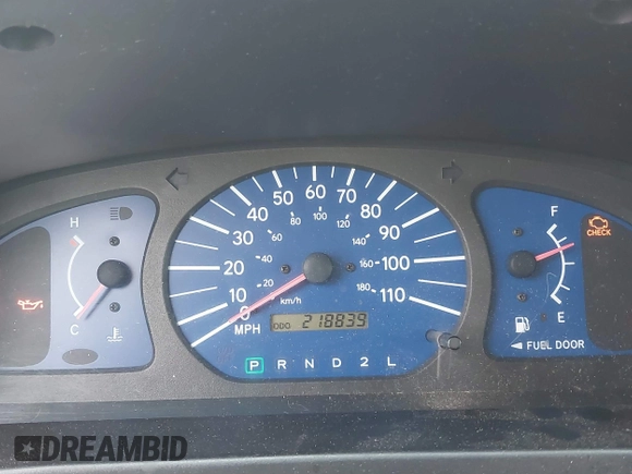 2001 Toyota Sienna CE with VIN 4T3ZF19C51U329489, listed as a IAAI auction lot 41535721 with 218,839 mi miles. Bid and sale history available at carsss.com. Image 7.