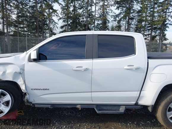 2017 GMC Canyon 2WD SLE with VIN 1GTG5CEN8H1230185, listed as a IAAI auction lot 41391765 with 101,443 mi miles. Bid and sale history available at carsss.com. Image 14.