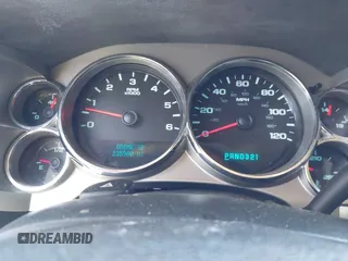 2008 Chevrolet Silverado 1500 1LT with VIN 2GCEC130281145698, listed as a IAAI auction lot 41883409 with 235,900 mi miles and . Bid and sale history available at DreamBid. Image 7.