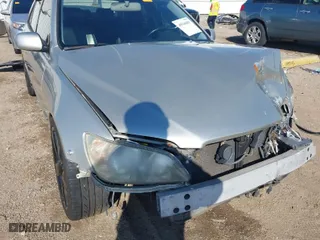 2003 Lexus IS 300 with VIN JTHBD192X30072155, listed as a IAAI auction lot 40946081 with 186,326 mi miles. Bid and sale history available at carsss.com. Image 6.