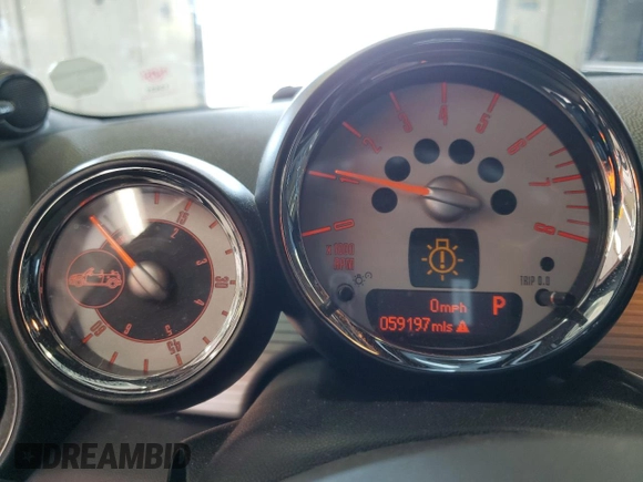2012 MINI Convertible S с VIN WMWZP3C55CT249664, выставлен на аукционе Copart как лот 63120145 с пробегом 59 197 миль миль и Списание • Salvage title. История ставок и продаж доступна на DreamBid. Изображение 9.