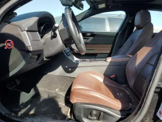2016 Jaguar XF 35t R-Sport with VIN SAJBF4BV3GCY04813, listed as a Copart auction lot 53824355 with 73,997 mi miles and Salvage Title. Bid and sale history available at carsss.com. Image 7.