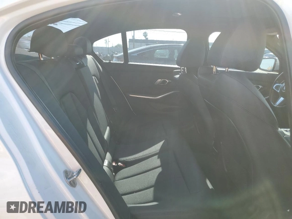 2021 BMW 3 Series 330i с VIN WBA5R1C03MFK53665, выставлен на аукционе Copart как лот 47673384 с пробегом 51 643 миль миль и . История ставок и продаж доступна на DreamBid. Изображение 10.