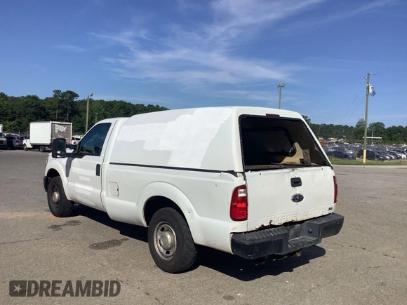 2011 Ford F-350 XL z VIN 1FTBF3A68BEC07804, wystawiony jako IAAI lot #42585854 z przebiegiem 199 734 mil mil oraz . Historia ofert i sprzedaży dostępna na DreamBid. Obrazek 28.