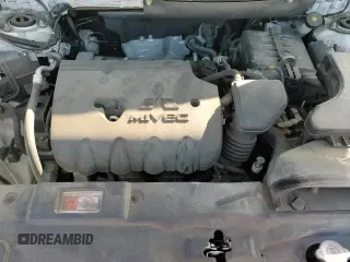 2018 Mitsubishi Outlander ES z VIN JA4AD2A33JZ003138, wystawiony jako Copart lot #66332435 z przebiegiem 84 962 mil mil oraz Szkoda całkowita • Salvage title. Historia ofert i sprzedaży dostępna na DreamBid. Obrazek 13.