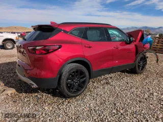 2022 Chevrolet Blazer LT with VIN 3GNKBDRS1NS135509, listed as a Copart auction lot 81934484 with 25,814 mi miles and Salvage Title. Bid and sale history available at carsss.com. Image 3.