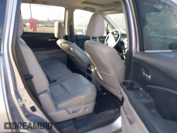 2018 Honda Pilot EX-L with VIN 5FNYF5H56JB000683, listed as a IAAI auction lot 41470855 with 80,301 mi miles. Bid and sale history available at carsss.com. Image 8.