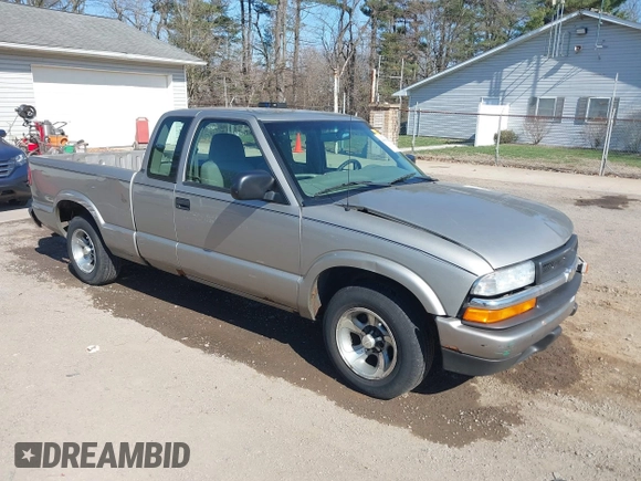 2003 Chevrolet S-10 with VIN 1GCCS19H438100436, listed as a IAAI auction lot 41891848 with 117,907 mi miles and . Bid and sale history available at DreamBid. Image 1.
