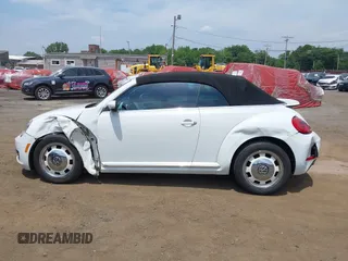 2015 Volkswagen Beetle Classic с VIN 3VW517AT4FM809038, выставлен на аукционе IAAI как лот 42621859 с пробегом 106 118 миль миль и . История ставок и продаж доступна на DreamBid. Изображение 14.