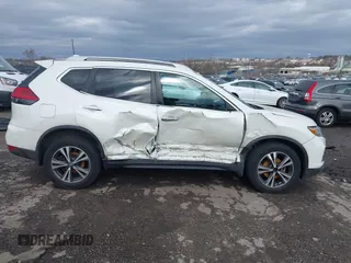 2017 Nissan Rogue SV with VIN 5N1AT2MV1HC830652, listed as a IAAI auction lot 41716845 with 126,599 mi miles. Bid and sale history available at carsss.com. Image 14.