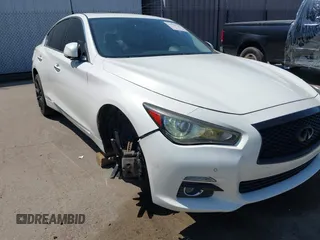 2015 Infiniti Q50 Premium with VIN JN1BV7AP8FM333176, listed as a IAAI auction lot 41990285 with 160,458 mi miles. Bid and sale history available at carsss.com. Image 6.