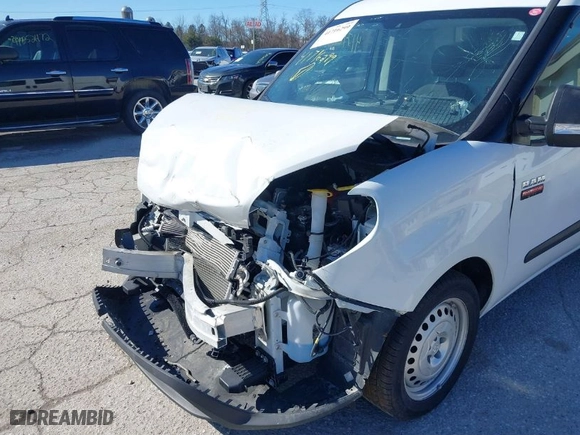 2022 Ram ProMaster City Wagon with VIN ZFBHRFAB8N6Y62014, listed as a IAAI auction lot 41716299 with 35,085 mi miles. Bid and sale history available at carsss.com. Image 6.