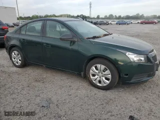 2014 Chevrolet Cruze LS with VIN 1G1PA5SG5E7237285, listed as a Copart auction lot 53741035 with 100,599 mi miles and Clean Title. Bid and sale history available at carsss.com. Image 4.