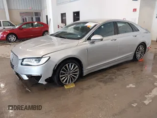 2017 Lincoln MKZ Select с VIN 3LN6L5D95HR624794, выставлен на аукционе IAAI как лот 41601895 с пробегом 81 972 миль миль и . История ставок и продаж доступна на DreamBid. Изображение 2.