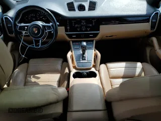 2019 Porsche Cayenne with VIN WP1AA2AY5KDA02094, listed as a Copart auction lot 60469445 with 105,899 mi miles and Clean title. Bid and sale history available at DreamBid. Image 8.