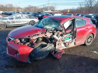 2012 Lexus CT 200h z VIN JTHKD5BH6C2094597, wystawiony jako IAAI lot #41519462 z przebiegiem 100 783 mil mil oraz . Historia ofert i sprzedaży dostępna na DreamBid. Obrazek 2.