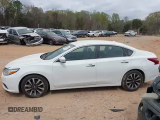2018 Nissan Altima S with VIN 1N4AL3AP8JC179273, listed as a IAAI auction lot 41901613 with 136,692 mi miles and . Bid and sale history available at DreamBid. Image 14.