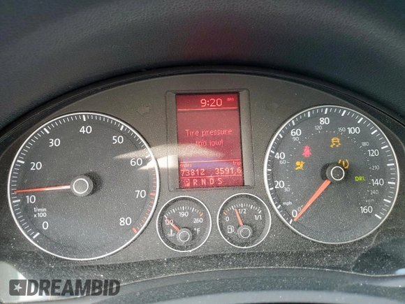 2008 Volkswagen Rabbit S z VIN WVWBA71K98W179887, wystawiony jako Copart lot #57709545 z przebiegiem 73 812 mil mil oraz Szkoda całkowita • Salvage title. Historia ofert i sprzedaży dostępna na DreamBid. Obrazek 9.