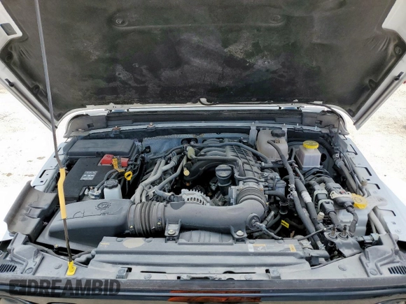 2024 Jeep Gladiator Sport S z VIN 1C6HJTAG2RL113030, wystawiony jako Copart lot #59023085 z przebiegiem Nie podano mil oraz Nie do naprawy • Non repairable. Historia ofert i sprzedaży dostępna na DreamBid. Obrazek 12.