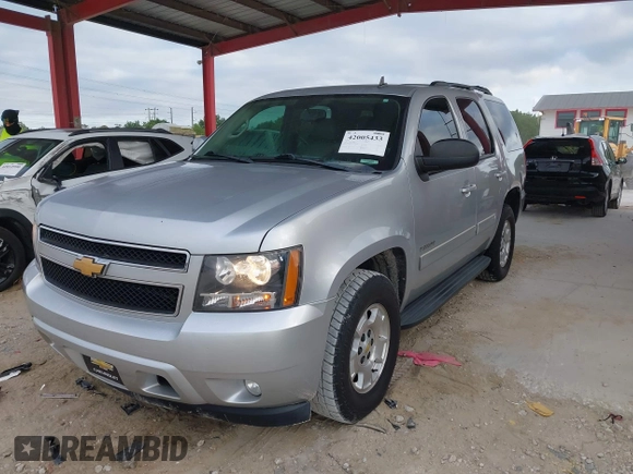 2012 Chevrolet Tahoe LT z VIN 1GNSCBE03CR144606, wystawiony jako IAAI lot #42005433 z przebiegiem 193 386 mil mil oraz . Historia ofert i sprzedaży dostępna na DreamBid. Obrazek 17.