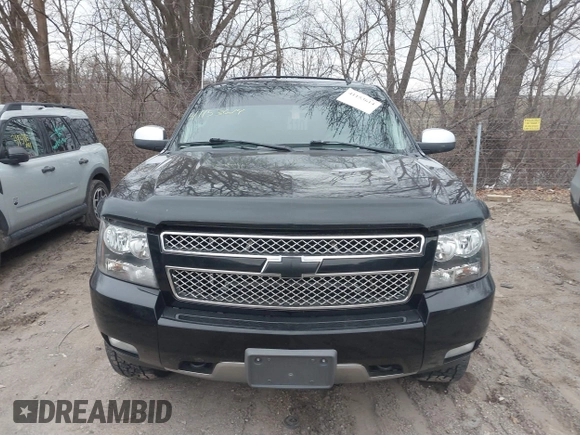 2008 Chevrolet Suburban 2LT with VIN 3GNFK16388G160010, listed as a IAAI auction lot 41153614 with 209,870 mi miles and . Bid and sale history available at DreamBid. Image 12.