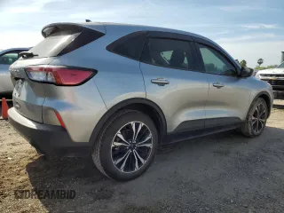 2022 Ford Escape SE с VIN 1FMCU0G67NUB17873, выставлен на аукционе Copart как лот 53151295 с пробегом 16 837 миль миль и Списание • Salvage title. История ставок и продаж доступна на DreamBid. Изображение 3.