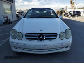 2005 Mercedes-Benz CLK 320 with VIN WDBTK65JX5F144573, listed as a Copart auction lot 82490314 with 164,811 mi miles and Clean Title. Bid and sale history available at DreamBid. Image 5.