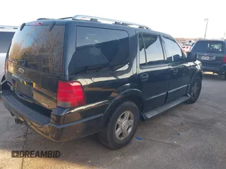 2006 Ford Expedition Limited with VIN 1FMFU19576LA77096, listed as a IAAI auction lot 41244661 with 186,873 mi miles. Bid and sale history available at carsss.com. Image 4.