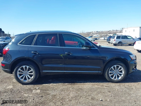 2016 Audi Q5 Premium with VIN WA1C2AFP6GA093705, listed as a IAAI auction lot 41811138 with 96,490 mi miles. Bid and sale history available at carsss.com. Image 12.