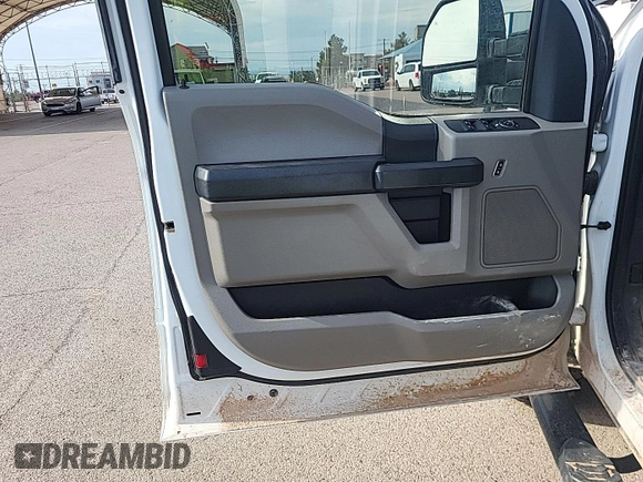 2022 Ford F-250 XL с VIN 1FT7X2B68NEE67863, выставлен на аукционе IAAI как лот 42782117 с пробегом 91 185 миль миль и . История ставок и продаж доступна на DreamBid. Изображение 4.