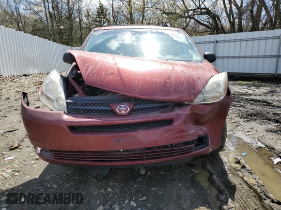2004 Toyota Sienna CE with VIN 5TDZA23C94S150665, listed as a Copart auction lot 52104935 with 209,099 mi miles and Salvage Title. Bid and sale history available at DreamBid. Image 5.