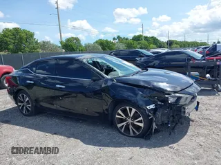 2017 Nissan Maxima SV z VIN 1N4AA6AP8HC400663, wystawiony jako IAAI lot #40285351 z przebiegiem 72 583 mil mil oraz . Historia ofert i sprzedaży dostępna na DreamBid. Obrazek 14.