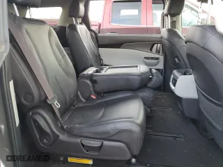 2022 Kia Carnival LXS with VIN KNDNB4H33N6168578, listed as a Copart auction lot 74183674 with 57,743 mi miles and Non Repairable. Bid and sale history available at carsss.com. Image 11.