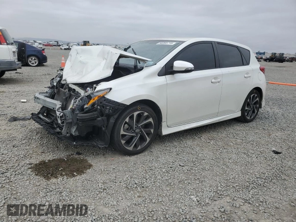 2016 Scion iM z VIN JTNKARJE5GJ516391, wystawiony jako Copart lot #58365715 z przebiegiem 89 399 mil mil oraz Szkoda całkowita • Salvage title. Historia ofert i sprzedaży dostępna na DreamBid. Obrazek 1.