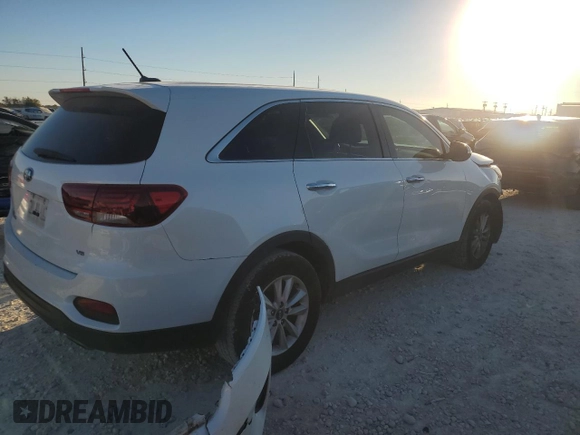 2019 Kia Sorento S z VIN 5XYPG4A51KG496600, wystawiony jako Copart lot #79968444 z przebiegiem 132 401 mil mil oraz Szkoda całkowita • Salvage title. Historia ofert i sprzedaży dostępna na DreamBid. Obrazek 3.