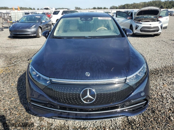 2022 Mercedes-Benz EQS with VIN W1KCG2DB3NA013610, listed as a Copart auction lot 77860544 with NaN miles and Non Repairable. Bid and sale history available at carsss.com. Image 5.