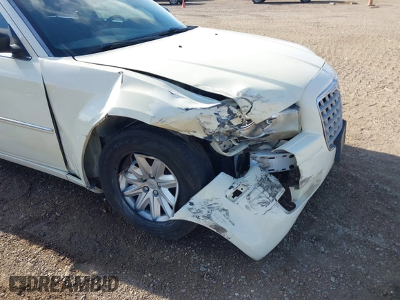 2008 Chrysler 300 LX with VIN 2C3KA43R18H258997, listed as a IAAI auction lot 41730765 with 135,905 mi miles. Bid and sale history available at carsss.com. Image 6.