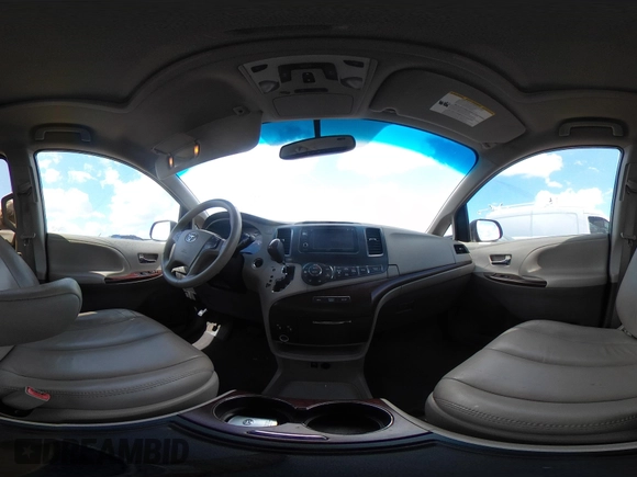 2014 Toyota Sienna XLE with VIN 5TDYK3DC0ES513076, listed as a IAAI auction lot 42724629 with 154,019 mi miles and . Bid and sale history available at DreamBid. Image 18.