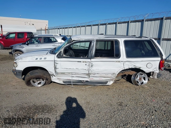 1998 Ford Explorer XL с VIN 1FMZU32E3WZB86901, выставлен на аукционе IAAI как лот 41808444 с пробегом 341 187 миль миль и . История ставок и продаж доступна на DreamBid. Изображение 14.