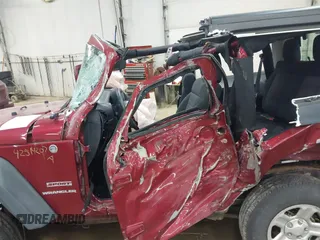 2011 Jeep Wrangler Sport z VIN 1J4AA2D19BL613164, wystawiony jako IAAI lot #42514207 z przebiegiem Nie podano mil oraz . Historia ofert i sprzedaży dostępna na DreamBid. Obrazek 6.