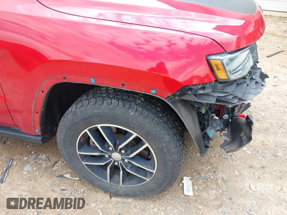 2018 Jeep Grand Cherokee Trailhawk с VIN 1C4RJFLT2JC105507, выставлен на аукционе IAAI как лот 42388383 с пробегом 67 725 миль миль и . История ставок и продаж доступна на DreamBid. Изображение 17.